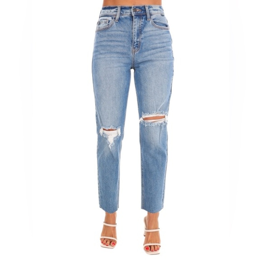 Cello NWOT High Rise Ankle Mom Jean Raw Hem size 5
